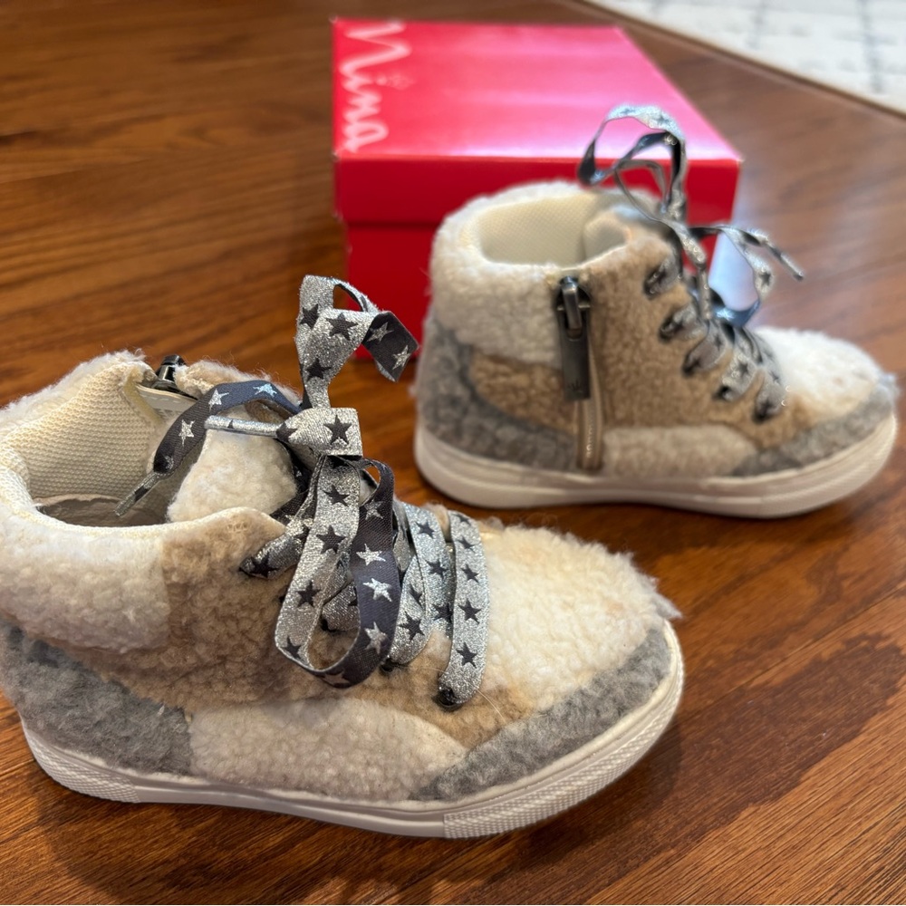 Nina Kids' Starry Gray and Cream Boots